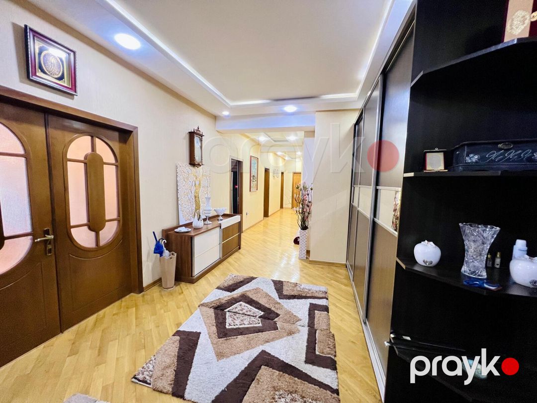 Satılır 4 otaqlı yeni tikili 200 m² — Mənzil, Bakı (7)