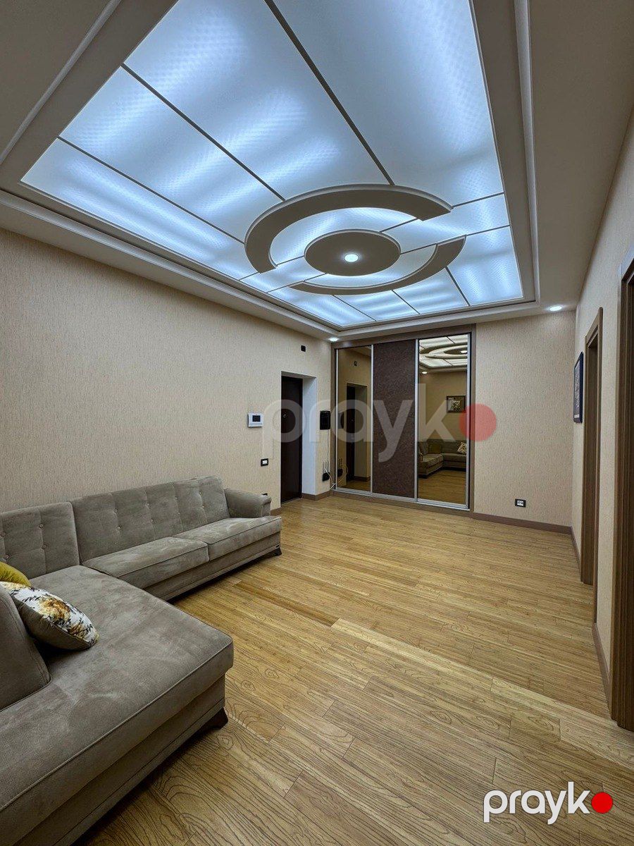 Satılır 5 otaqlı yeni tikili 200 m² — Mənzil, Bakı (5)