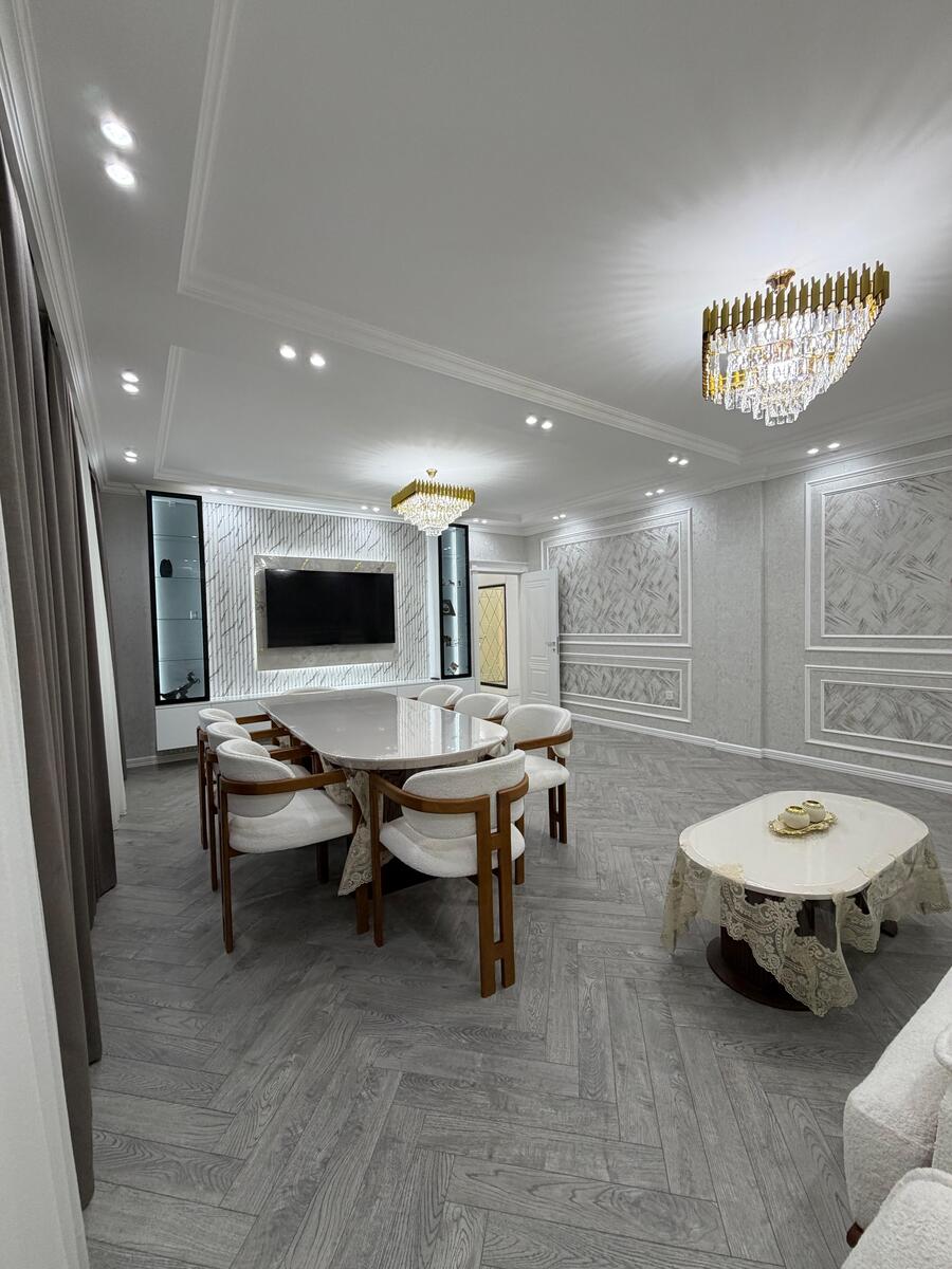 Satılır 5 otaqlı köhnə tikili 130 m² — Mənzil, Bakı (2)