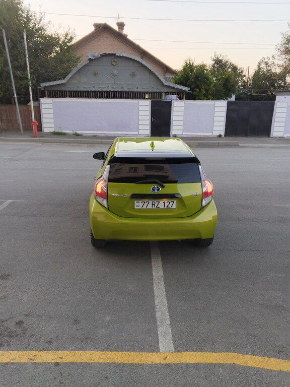Toyota Prius C, 1.5 L, 6.5 kWh, 2015 il, 300 000 km — Avtomobillər, Xaçmaz (4)