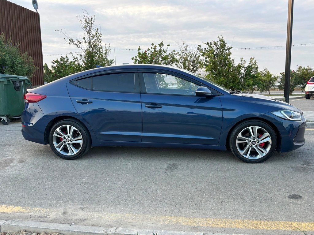 Hyundai Avante, 1.6 L, 2017 il, 197 000 km — Avtomobillər, Bakı (4)