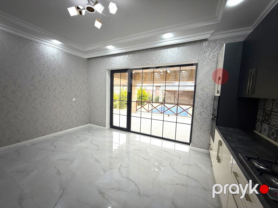 Satılır 4 otaqlı həyət evi/bağ evi 200 m² — Ev, villa, Bakı (10)