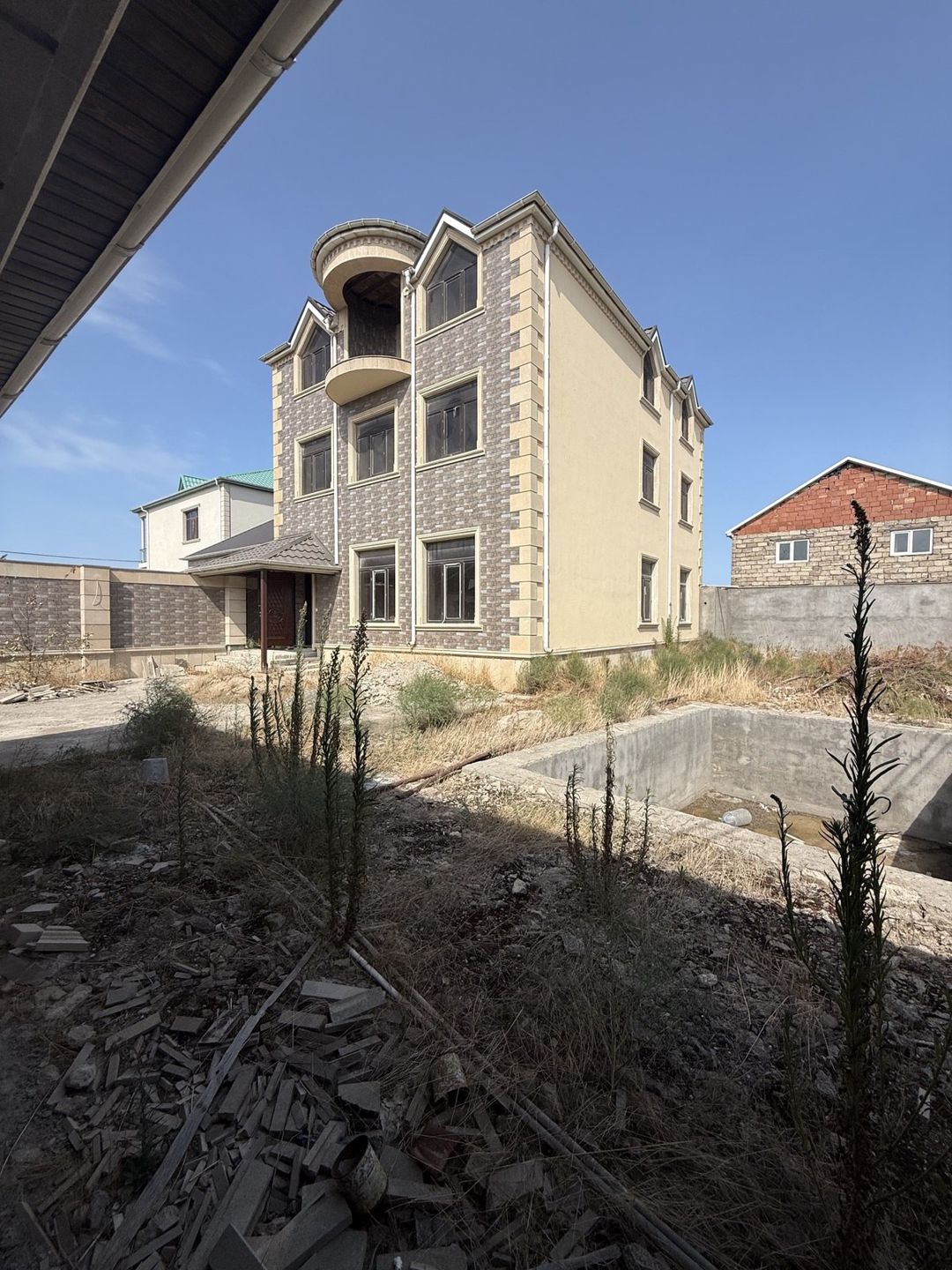 Satılır 6 otaqlı həyət evi/bağ evi 300 m² — Ev, villa, Bakı (3)