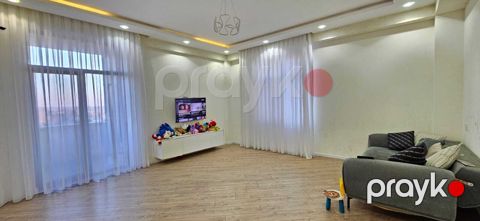 Satılır 3 otaqlı yeni tikili 125 m²