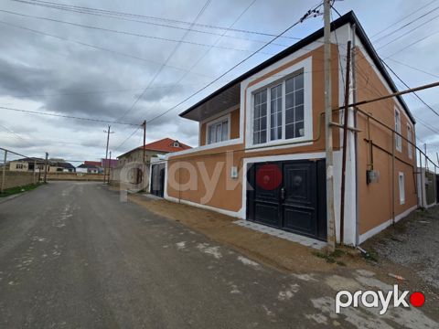 Həyət evi, Binə qəs — Bakı