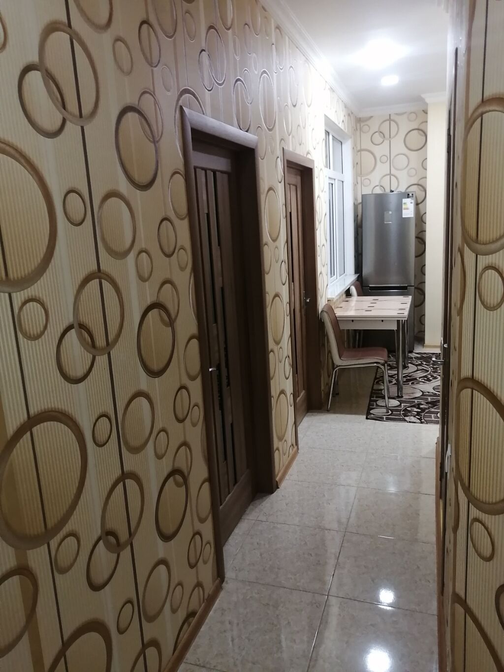 Geniş və zövqlü şəkildə təmir olunmuş 2 otaqlı mənzil interyeri — Mənzil, Bakı (8)