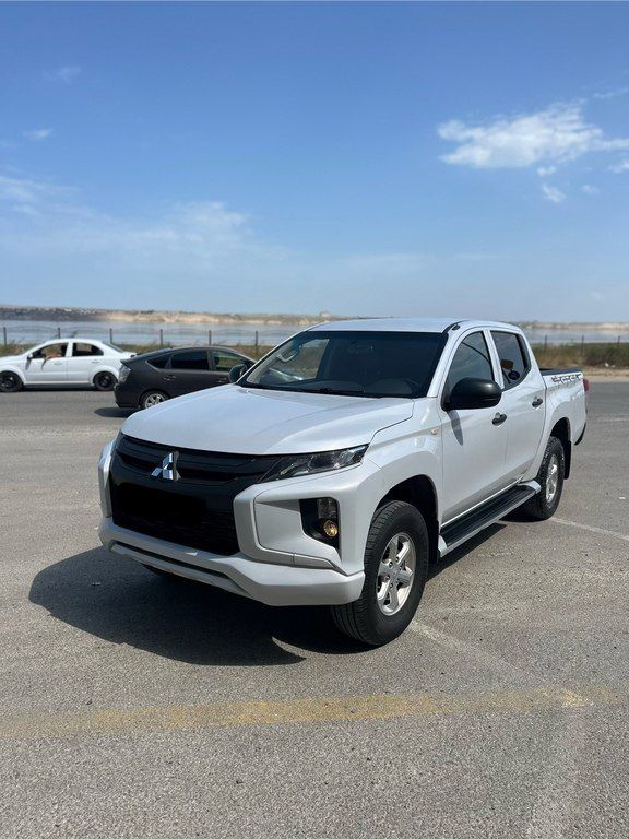 Mitsubishi L200, 2.4 L, 2021 il, 253 465 km — Avtomobillər, Bakı (4)