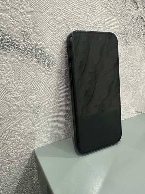 Apple iPhone 15 Black 128GB/6GB — Bakı