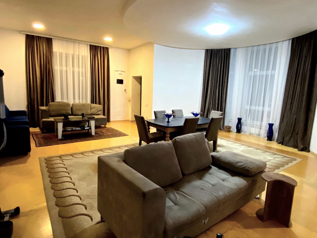 Satılır 5 otaqlı həyət evi/bağ evi 240 m² — Ev, villa, Bakı (7)
