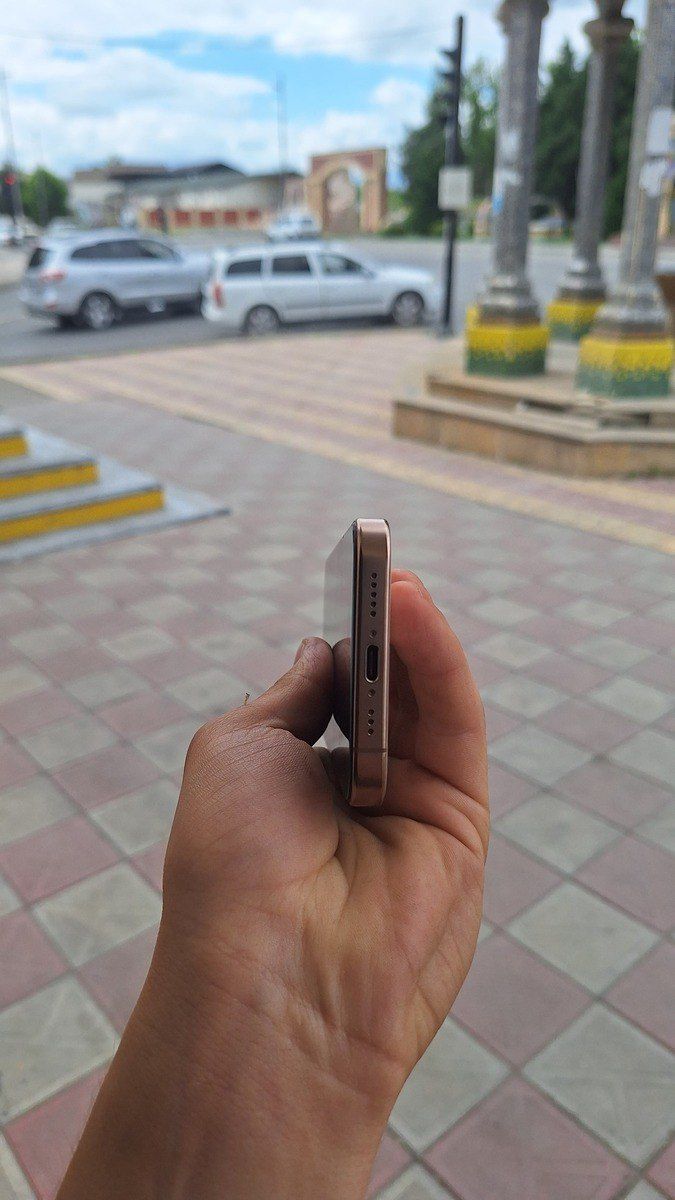 Apple iPhone 16 Pro Desert Titanium 128GB/8GB — Smartfonlar, Xaçmaz (6)