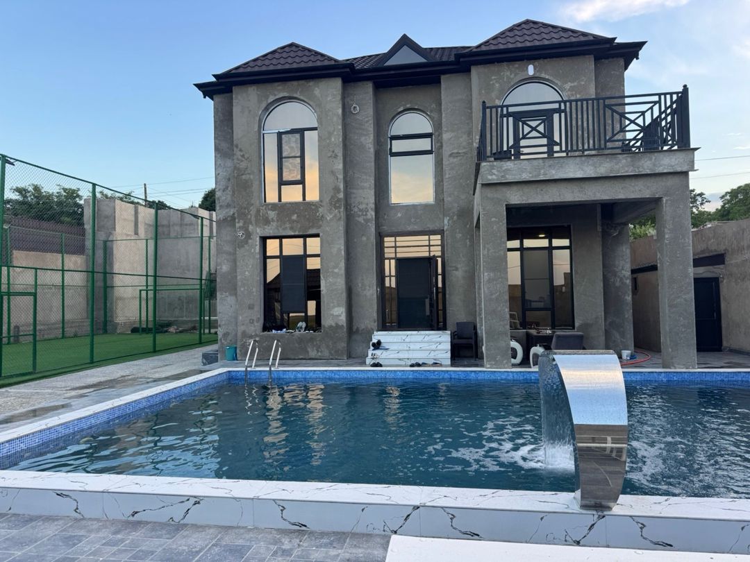 Həyət evi, Nabran qəs — Ev, villa