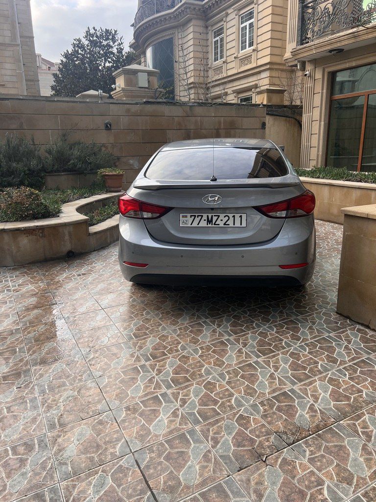 Hyundai Avante, 1.6 L, 2015 il, 129 000 km — Avtomobillər, Bakı (8)