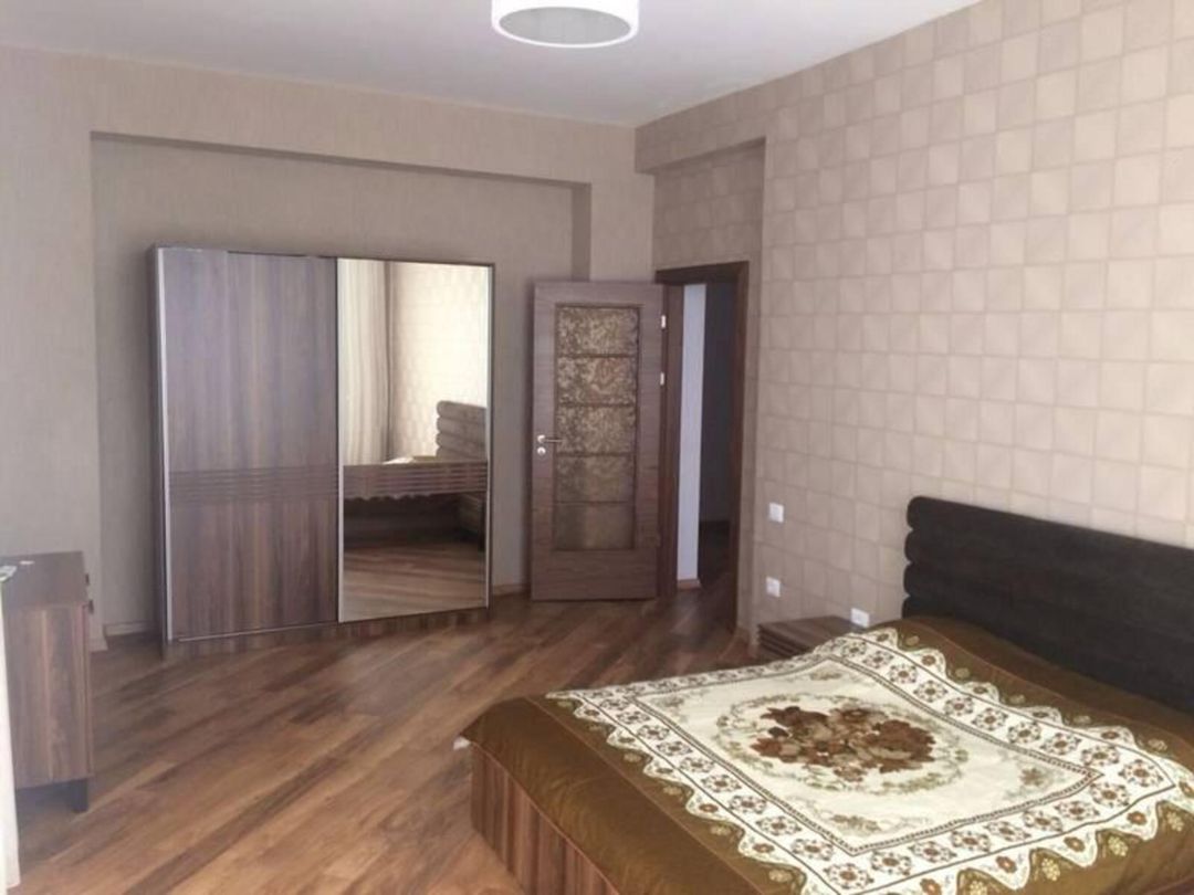 Satılır 4 otaqlı yeni tikili 180 m² — Mənzil, Bakı (8)