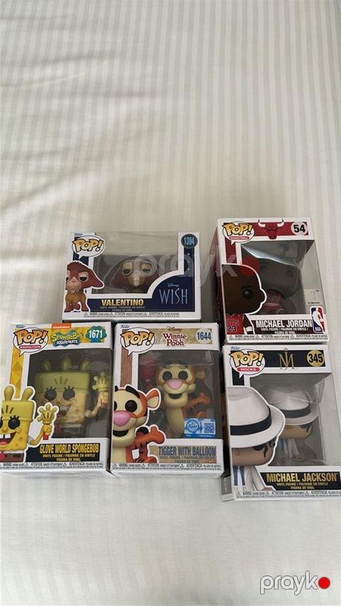 Bırısı 20 AZN Hersheyı Bırlıkde 80 Funko Pop vinil fiqurları — Bakı