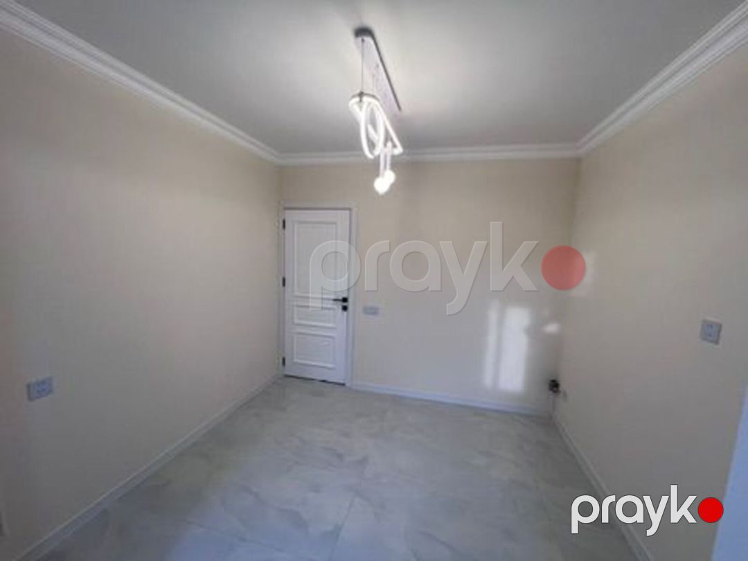 Satılır 4 otaqlı köhnə tikili 110 m² — Mənzil, Bakı (6)