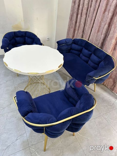 Divan 2 kreslo ve masa hamsi vige 250 azn tam ideal voccap aktivdir — Saray