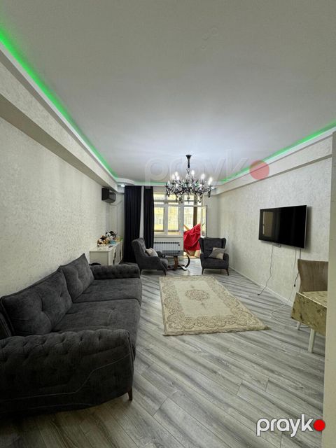 Satılır 3 otaqlı yeni tikili 90 m²