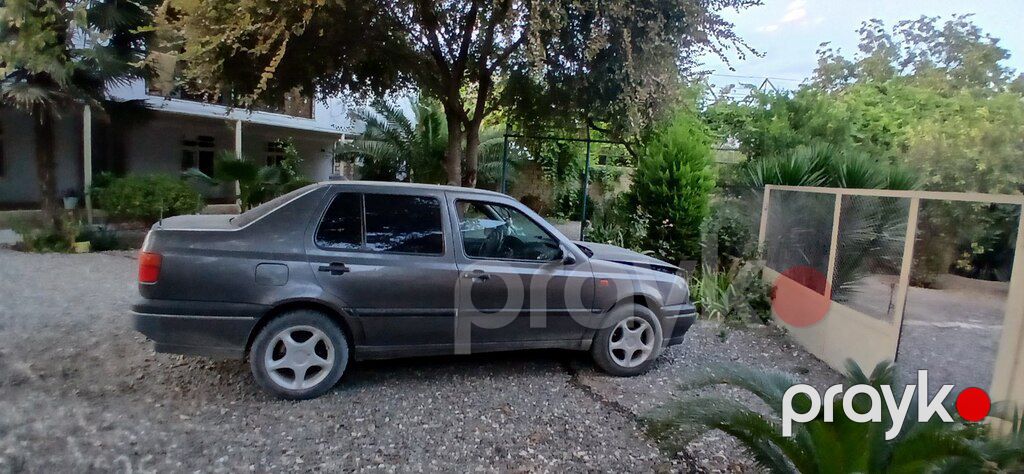 Volkswagen Vento, 2.0 L, 1993 il, 280 000 km — Avtomobillər, Ağcabədi (2)
