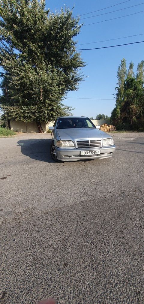 Mercedes C 200, 2.0 L, 1998 il, 259 000 km — Göyçay