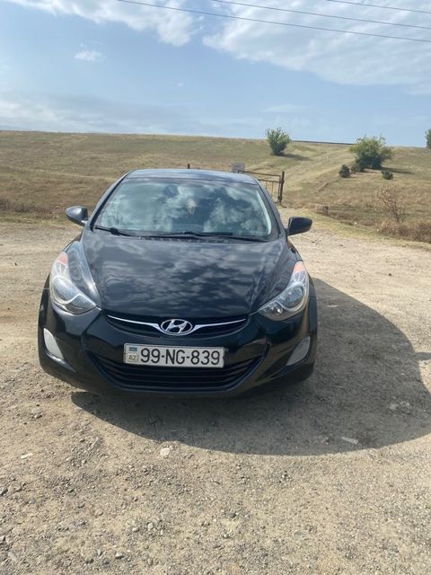 Hyundai Elantra, 1.8 L, 2013 il, 330 340 km — Astara