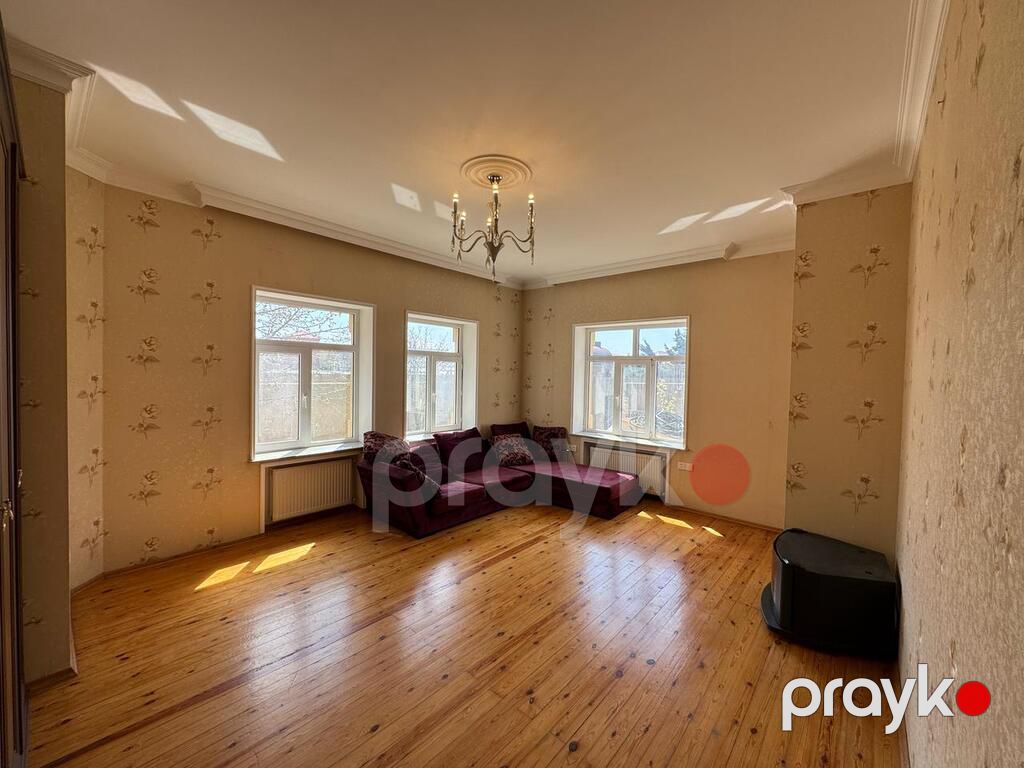 Satılır 8 otaqlı həyət evi/bağ evi 290 m² — Ev, villa, Bakı (8)