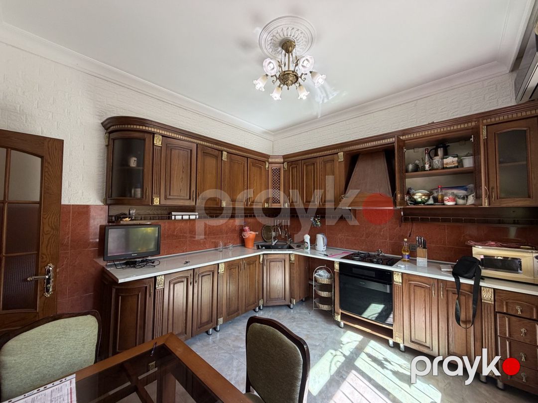 Satılır 5 otaqlı həyət evi/bağ evi 200 m² — Ev, villa, Bakı (3)