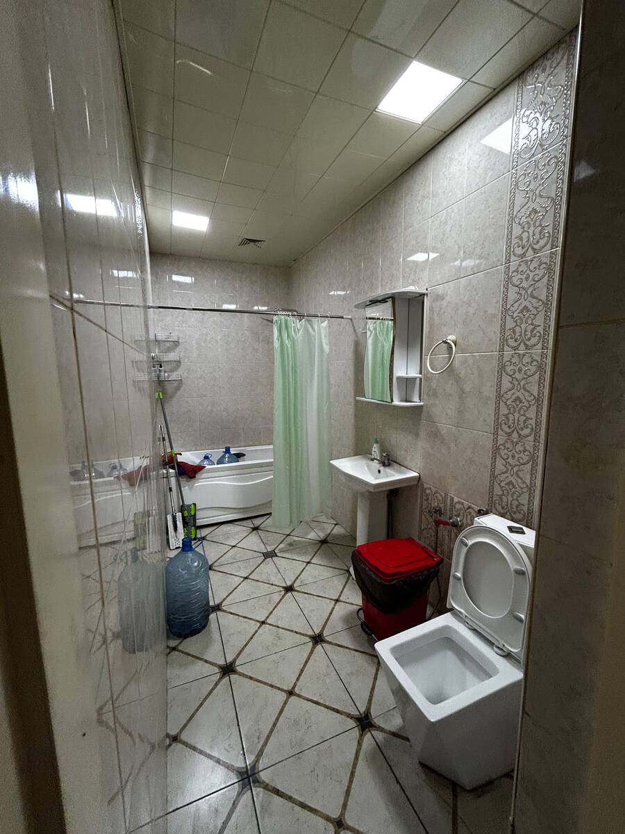 İcarəyə verilir 4 otaqlı köhnə tikili 160 m² — Mənzil, Bakı (8)