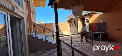Satılır 5 otaqlı həyət evi/bağ evi 130 m² — Bakı