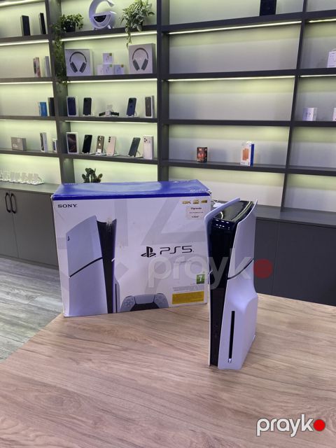Playstation 5 Slim Sony Playstatıon 5 — Satışda Çox az istifadə — Bakı