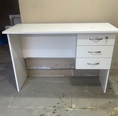 Ofis masası — Bakı
