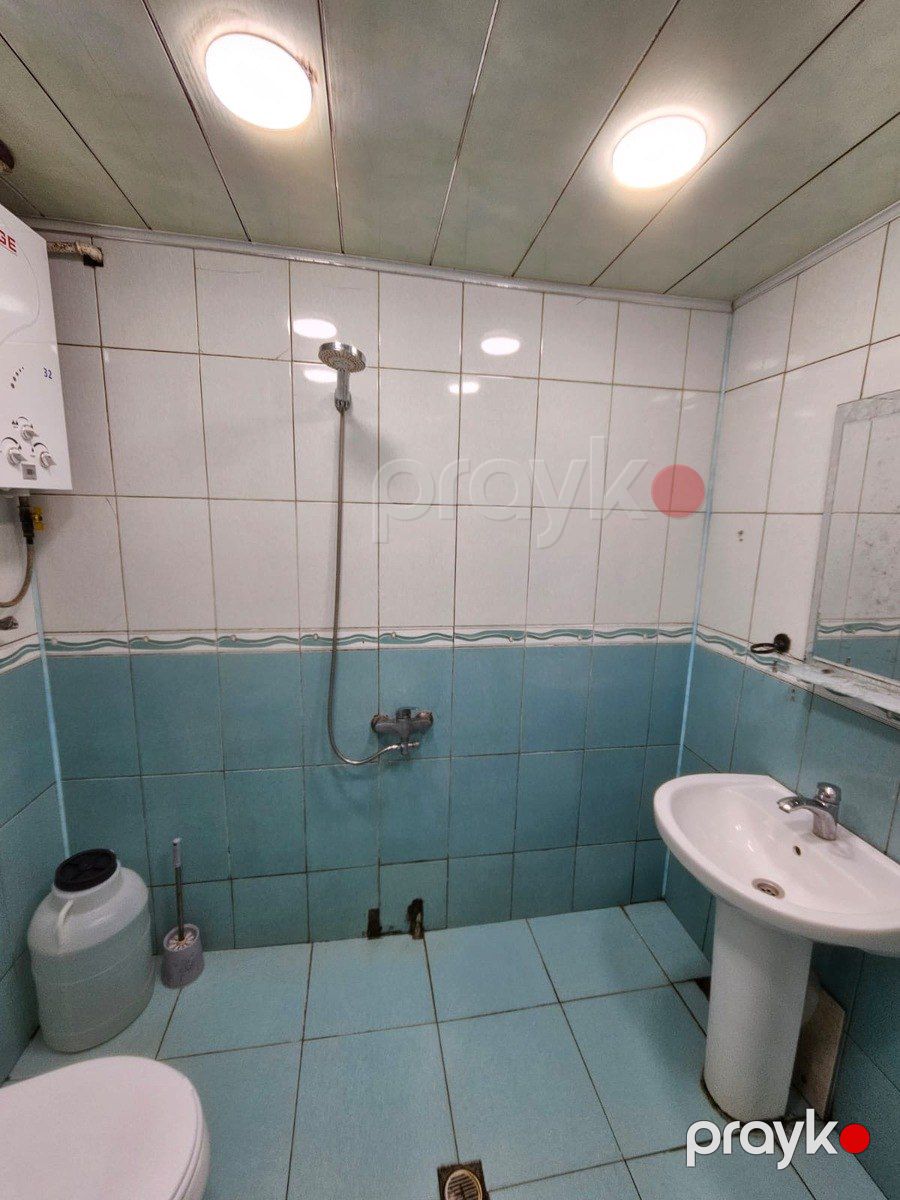 Satılır 1 otaqlı köhnə tikili 40 m² — Mənzil, Bakı (6)