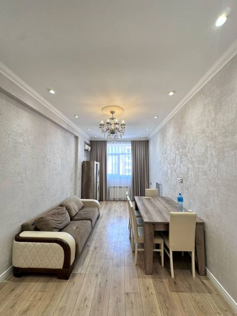 Satılır 2 otaqlı yeni tikili 85 m² — Bakı