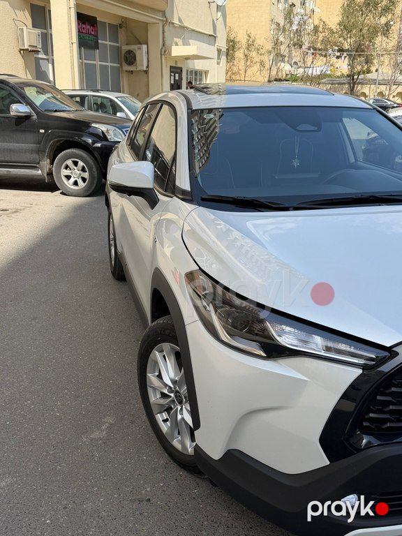 Toyota Corolla Cross, 2.0 L, 1.31 kWh, 2025 il, 8 500 km — Avtomobillər, Bakı (4)