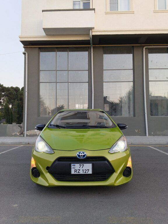 Toyota Prius C, 1.5 L, 6.5 kWh, 2015 il, 300 000 km — Avtomobillər, Xaçmaz (3)