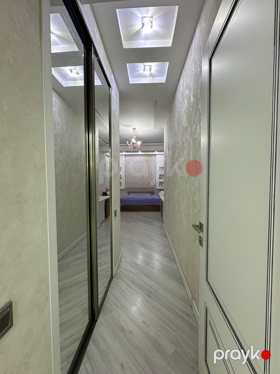 Satılır 4 otaqlı yeni tikili 200 m² — Mənzil, Bakı (5)
