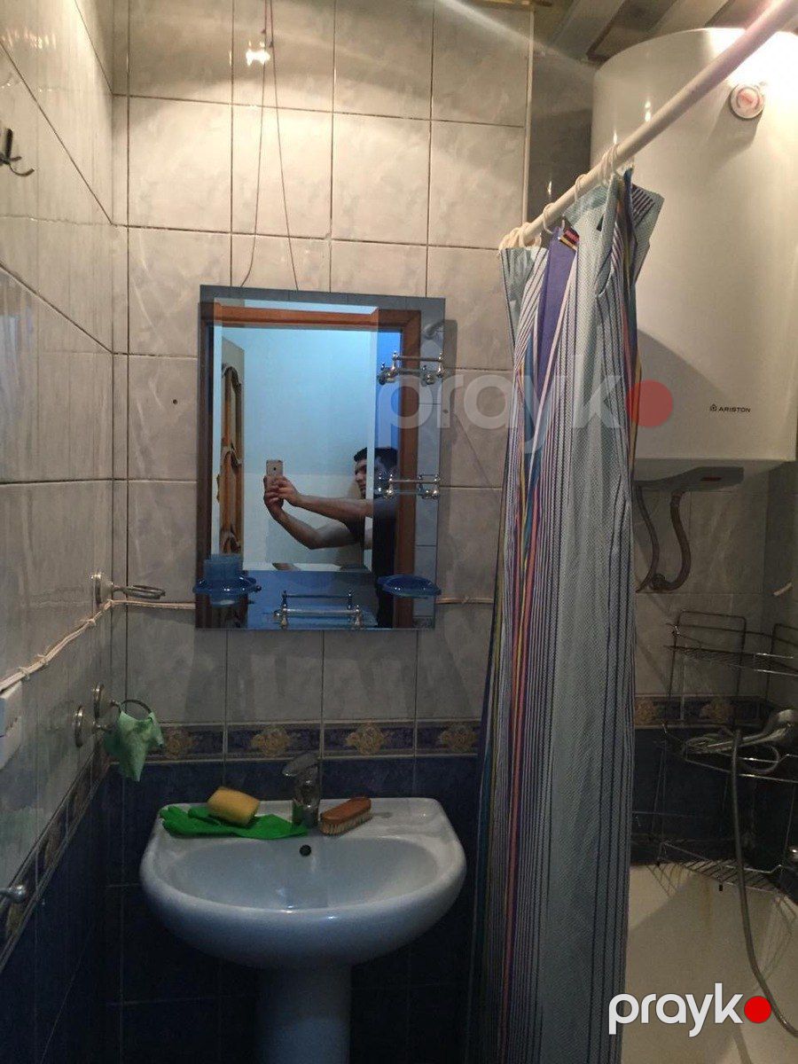 İcarəyə verilir 2 otaqlı köhnə tikili 70 m² — Mənzil, Bakı (8)