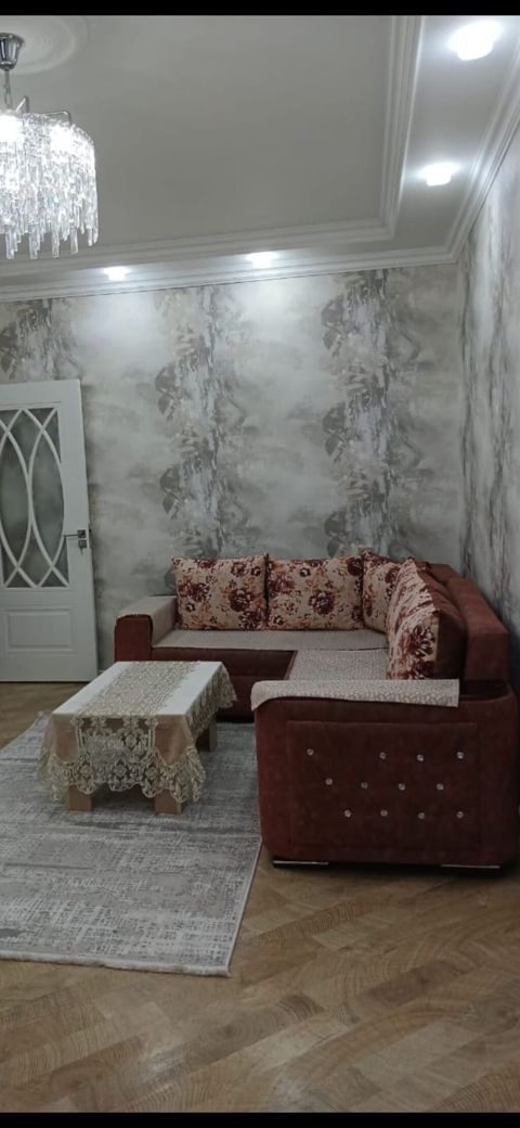 *Divan satilir açilir bazalidir* qiymeti divan + jurlnalni birlikde — Digah