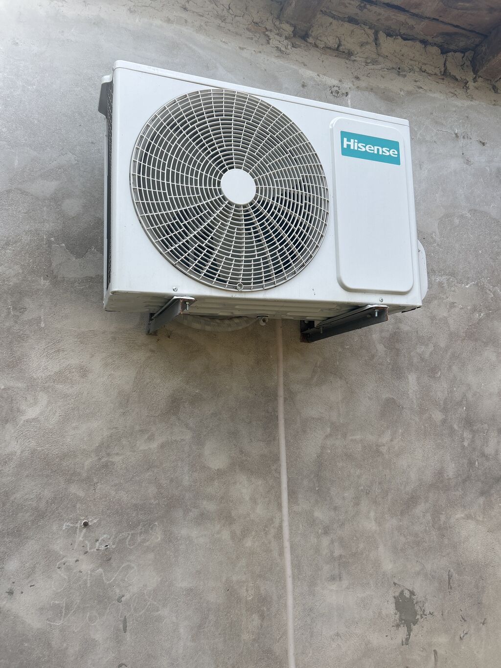 Hisense divar tipli split kondisioner ve Andeli SVC-5000VA gərginlik — Kondisioner və split-sistemlər, Kürdəmir (6)