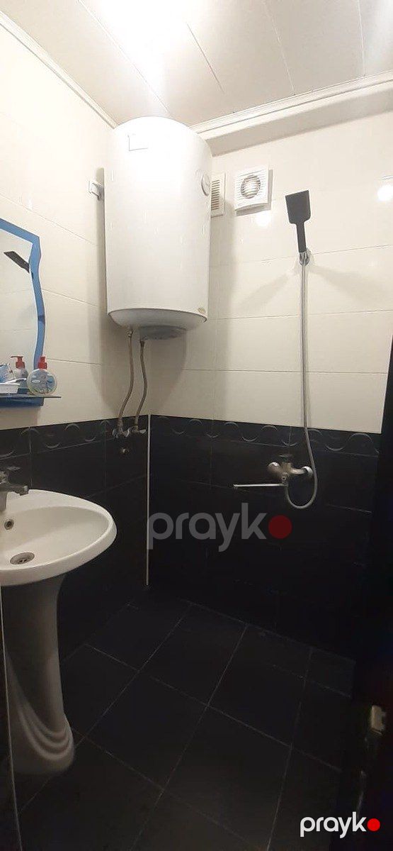 İcarəyə verilir 2 otaqlı köhnə tikili 65 m² — Mənzil, Bakı (11)