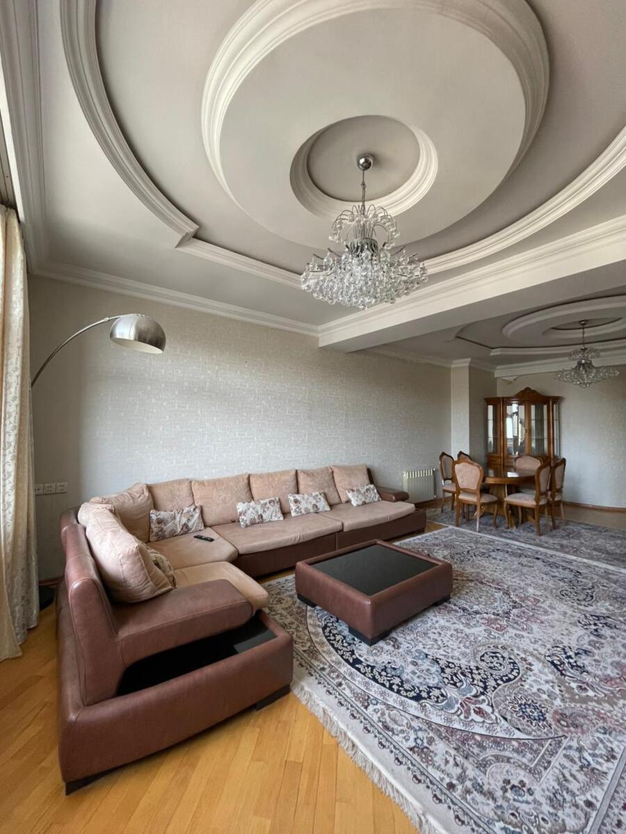Satılır 3 otaqlı yeni tikili 130 m² — Mənzil, Bakı (8)