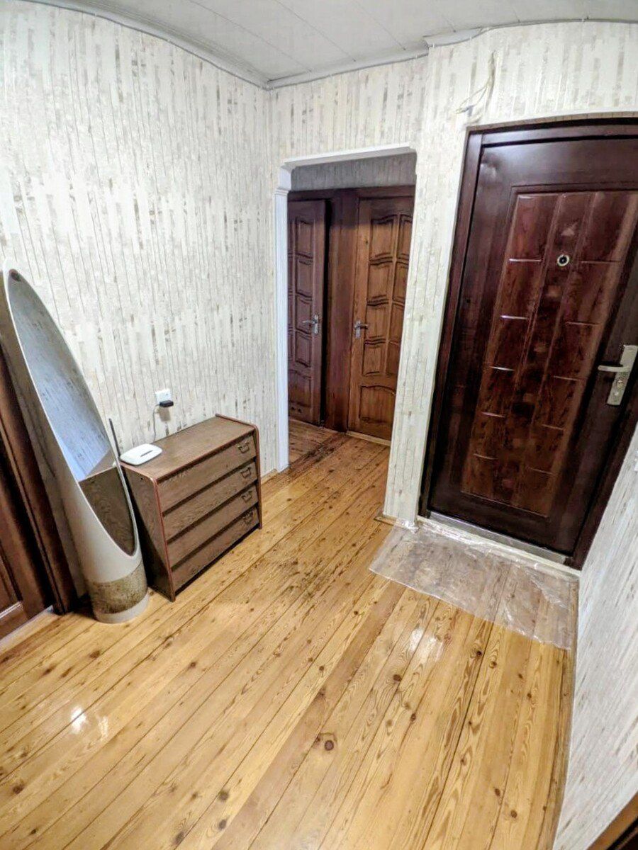 Satılır 4 otaqlı köhnə tikili 100 m² — Mənzil, Bakı (7)
