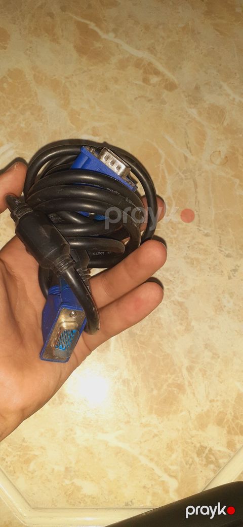 VGA kabeli - Qoşulma: 15-pin VGA (DB-15) – hər iki tərəfdə kişi — Bərdə