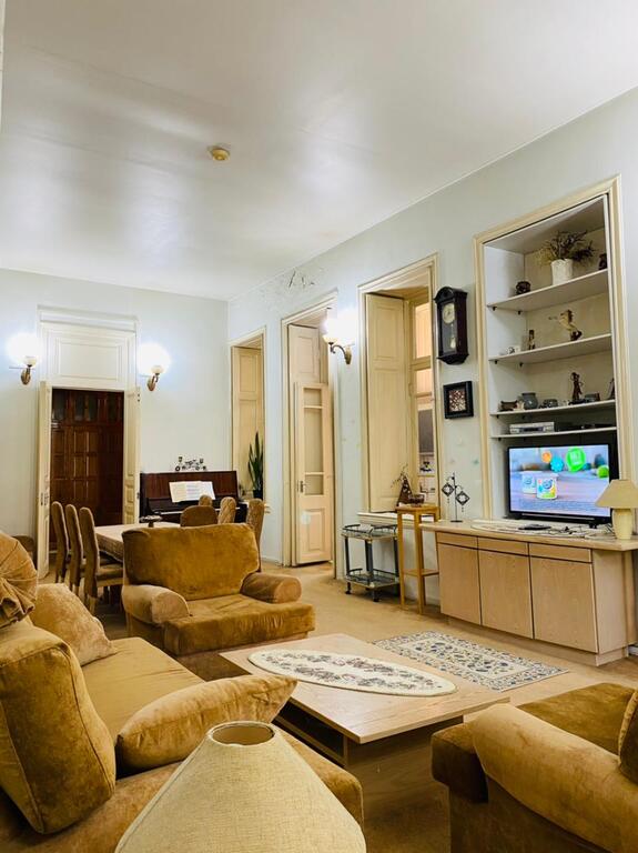 Satılır 5 otaqlı köhnə tikili 165 m² — Mənzil, Bakı (2)