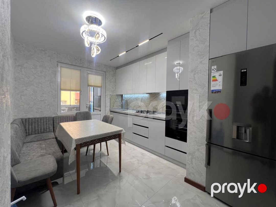 Satılır 5 otaqlı köhnə tikili 120 m² — Mənzil, Bakı (12)
