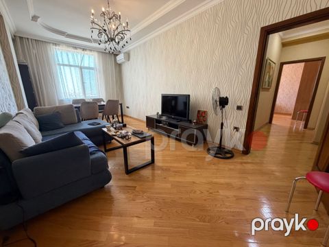 Satılır 2 otaqlı yeni tikili 82 m²