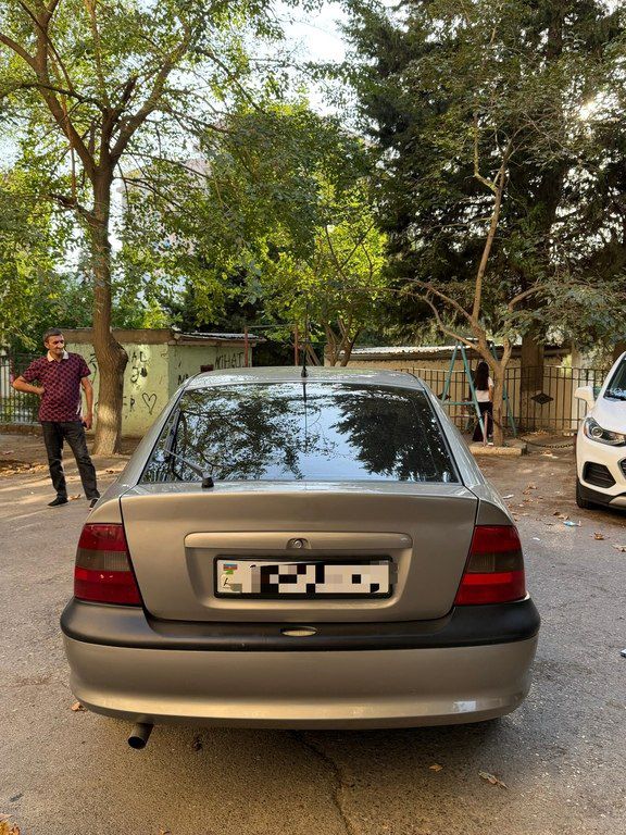 Opel Vectra, 1.8 L, 1996 il, 280 000 km — Avtomobillər, Bakı (2)