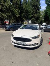 Ford Fusion (North America), 2.0 L, 7.6 kWh, 2017 il, 250 000 km — Avtomobil