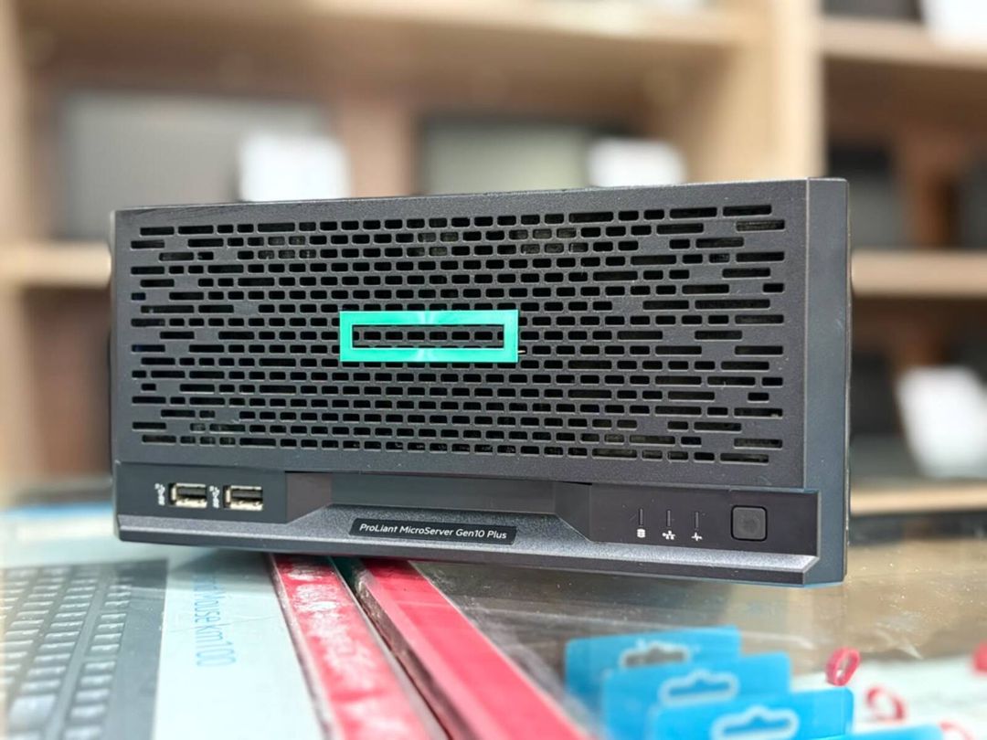 HP ProLiant MicroServer Gen10 Plus — Şəbəkə və server avadanlığı, Bakı (4)