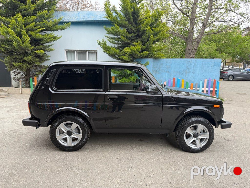 Lada (VAZ) Niva, 1.7 L, 2024 il, 27 500 km — Avtomobillər, Bakı (6)
