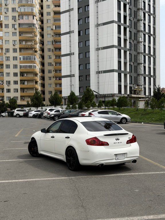 Infiniti G37, 3.7 L, 2013 il, 265 000 km — Avtomobillər, Bakı (2)